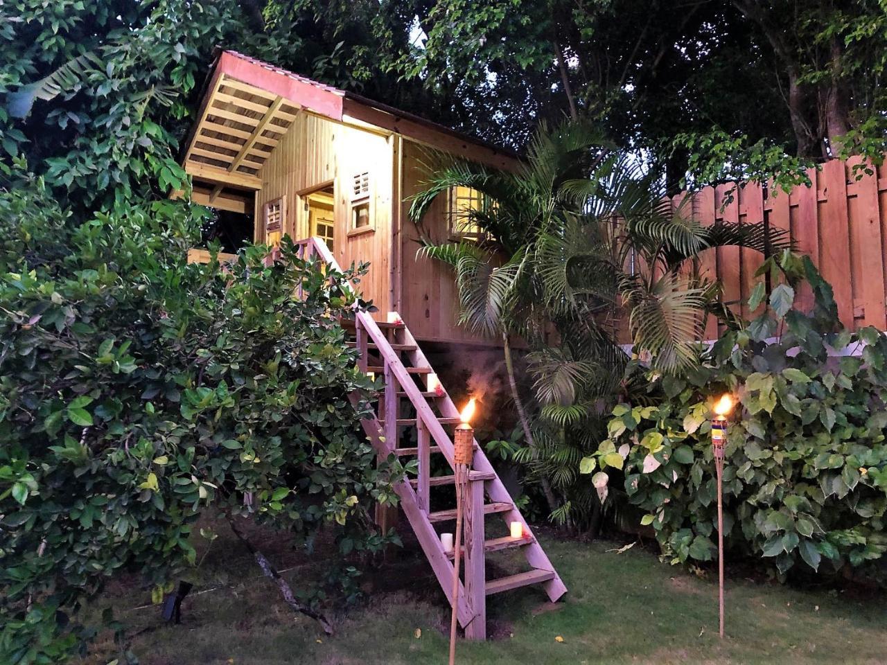 Mais Oui Villa Discovery Bay Exterior foto